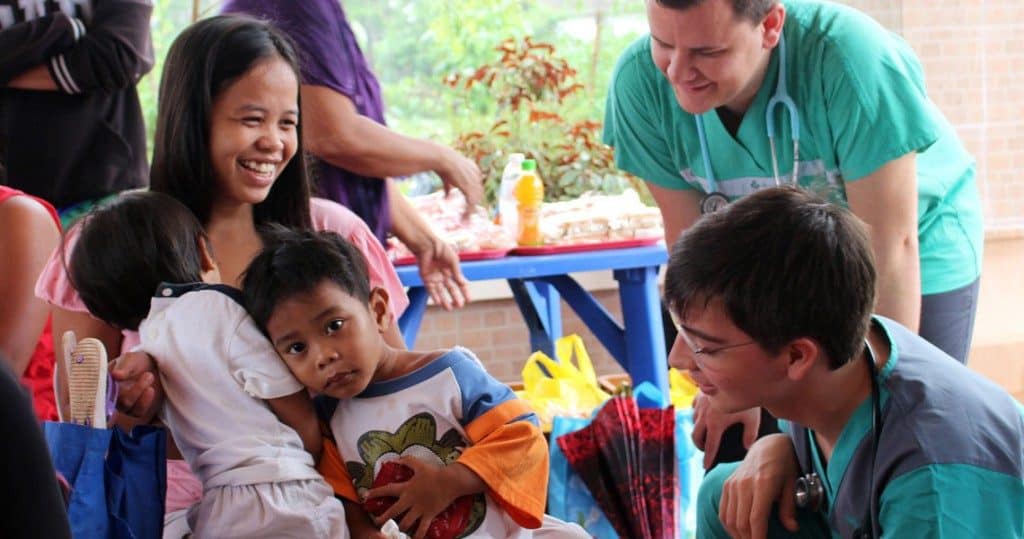 CEU Medical Students Show Solidarity in the Philippines