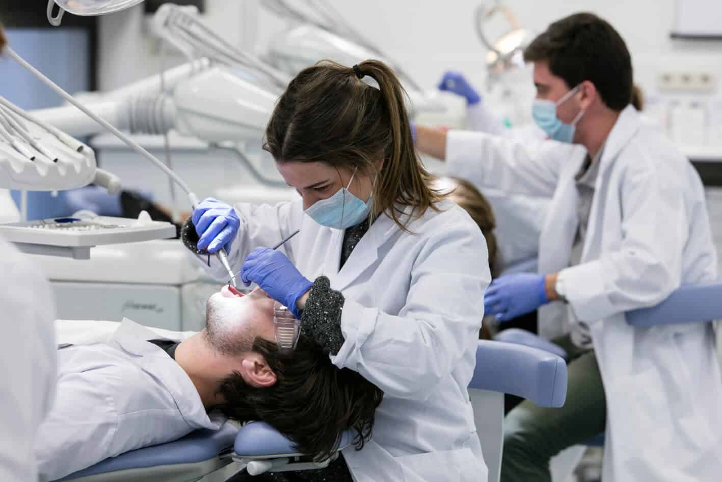 10 razones para estudiar el Grado en Odontología en el CEU