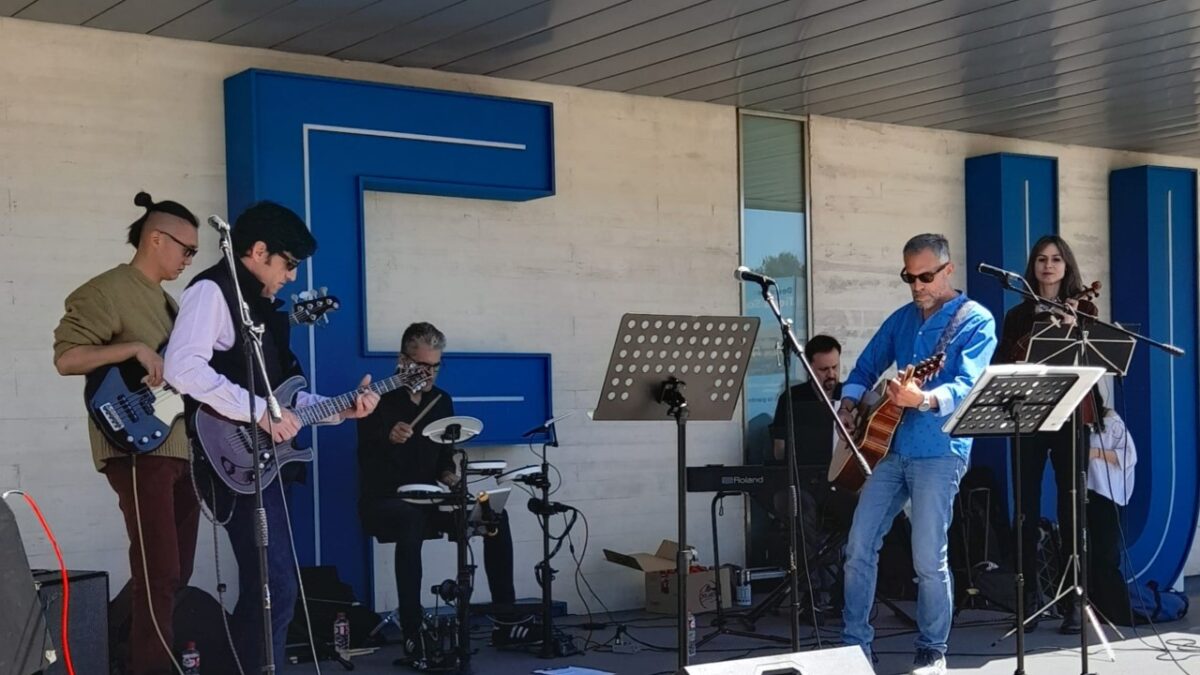 Actuaciones en directo durante la Fiesta del Voluntariado